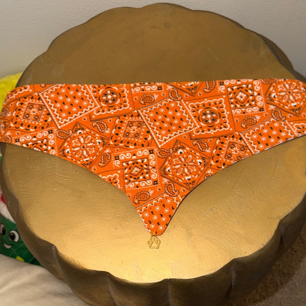Reversible dog bandana-orange bandana print and gingham